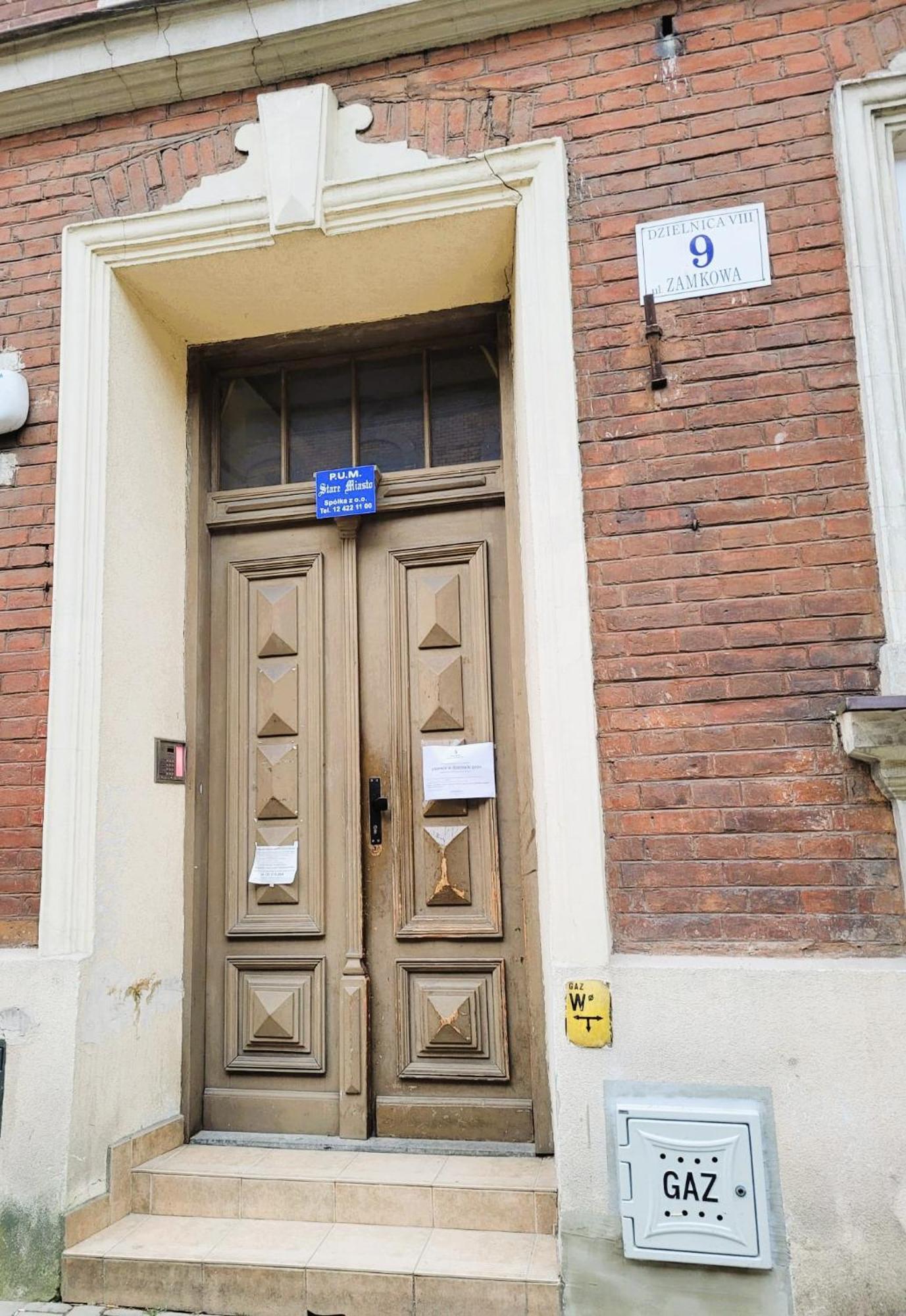 Castle Street Apartment *